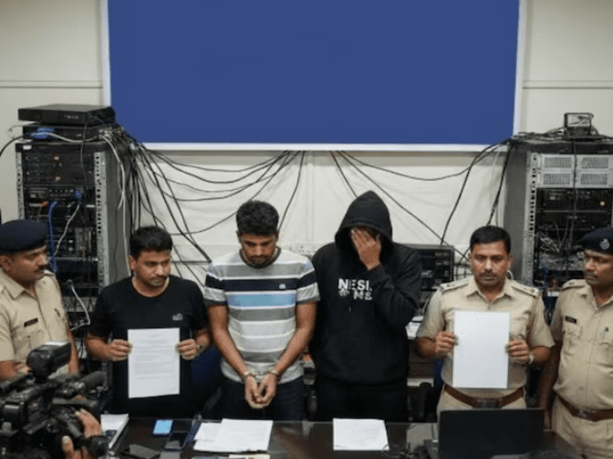 દિલ્હીના ડિજિટલ અરેસ્ટ કેસમાં બે ગુજરાતીની ધરપકડ