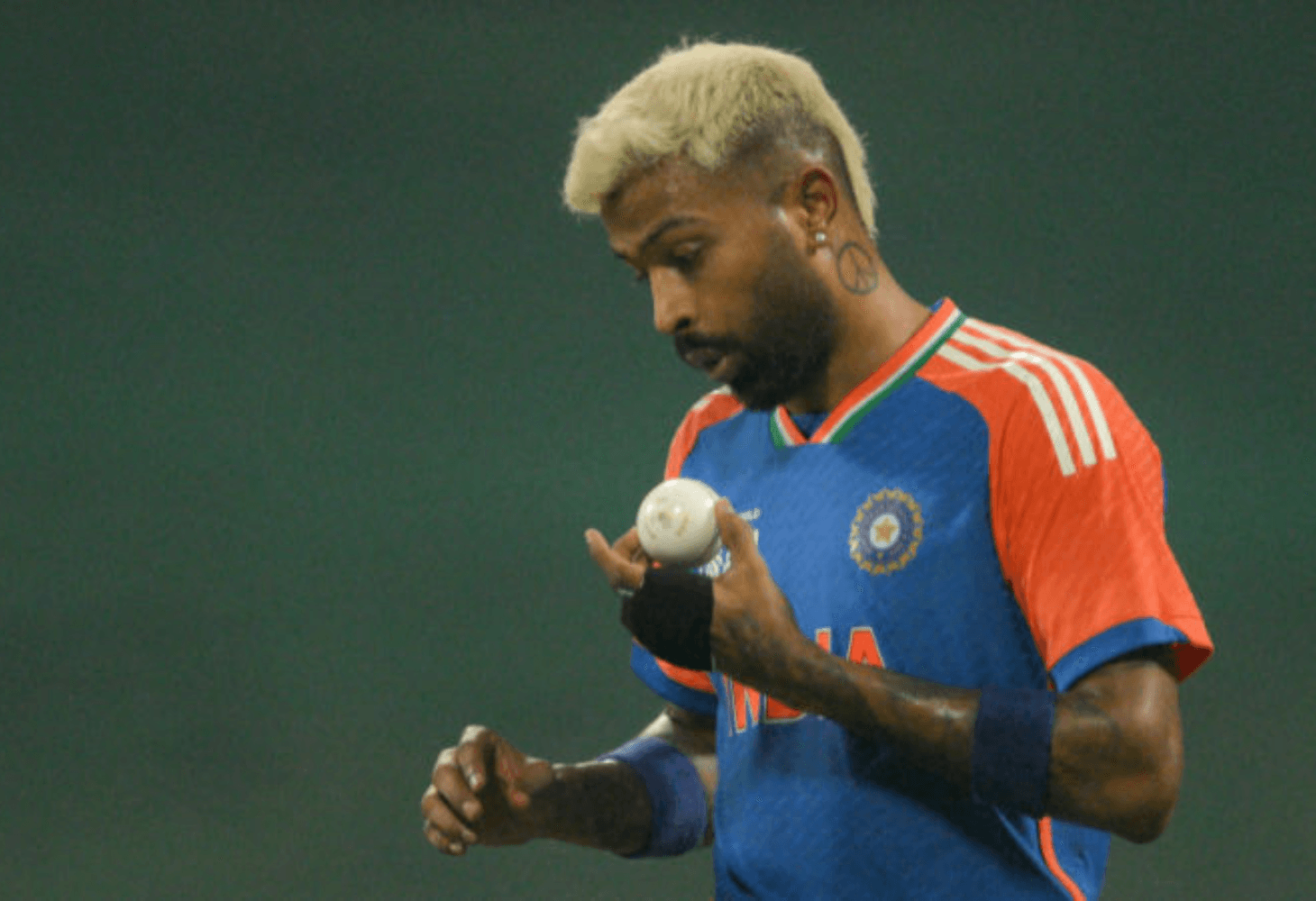 ODI ટીમમાં હાર્દિકની બાદબાદી અંગે BCCI ની સ્પષ્ટતા ODI ટીમમાં હાર્દિકની બાદબાદી અંગે BCCI ની સ્પષ્ટતા