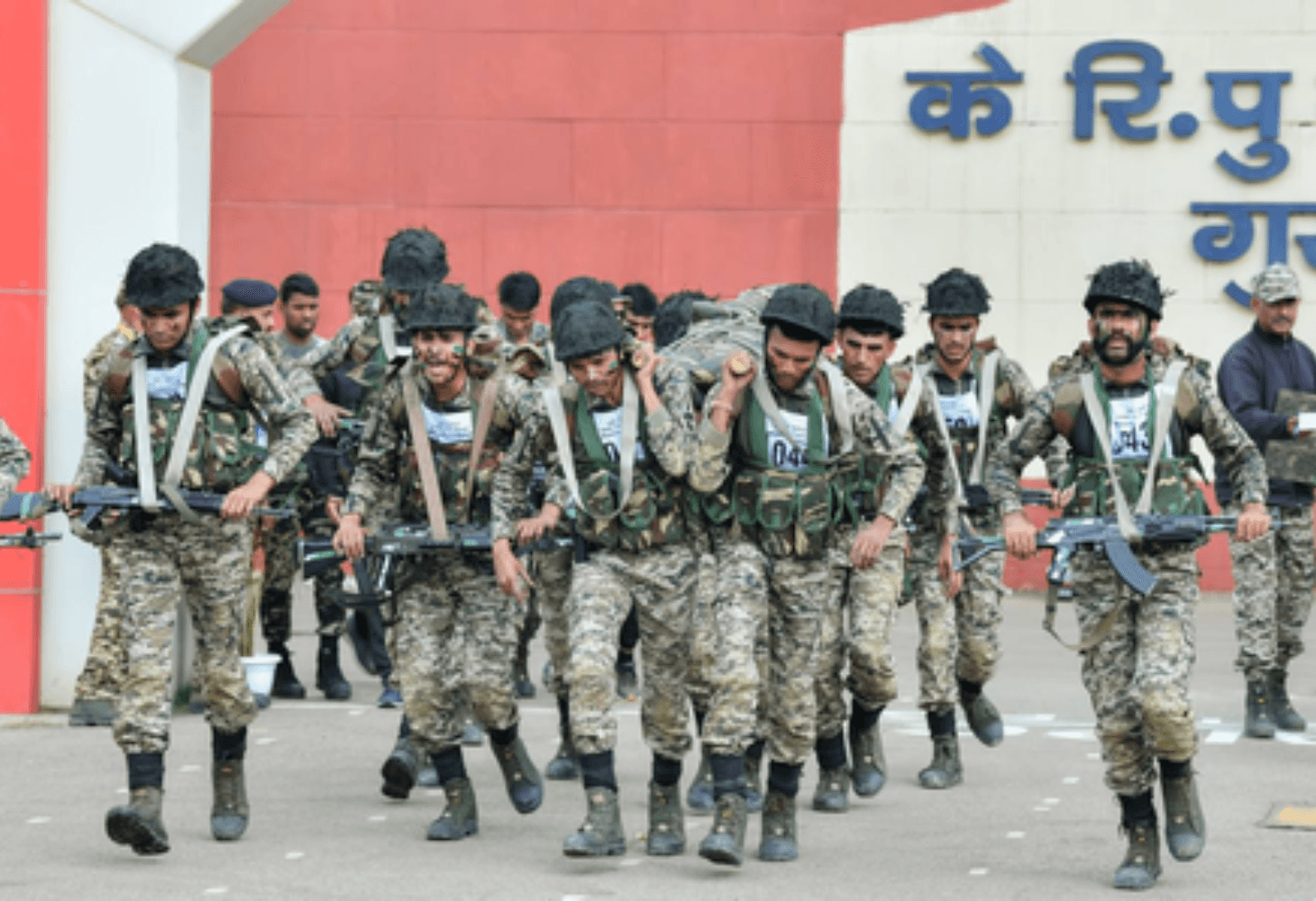 CRPFનો 87મો સ્થાપના દિવસ: સેવા, વફાદારી અને બલિદાન CRPFનો 87મો સ્થાપના દિવસ: સેવા, વફાદારી અને બલિદાન